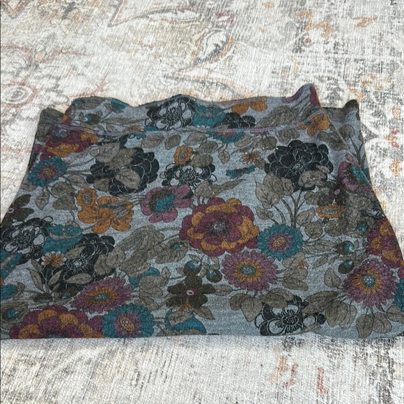 Anthropologie Bordeaux Knit Dark Floral Pencil Skirt - Picture 3 of 7